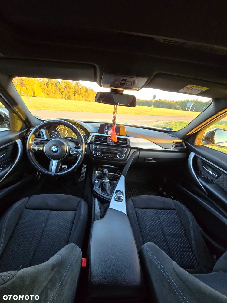 BMW Seria 3 320d - 17