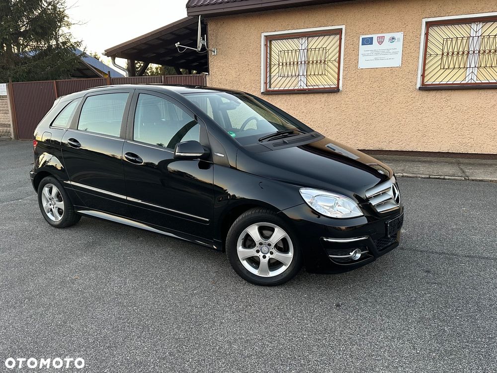 Mercedes-Benz Klasa B 150 BlueEffICIENCY - 3