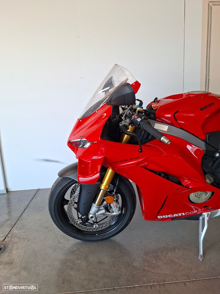 Ducati Panigale V4 S - 8