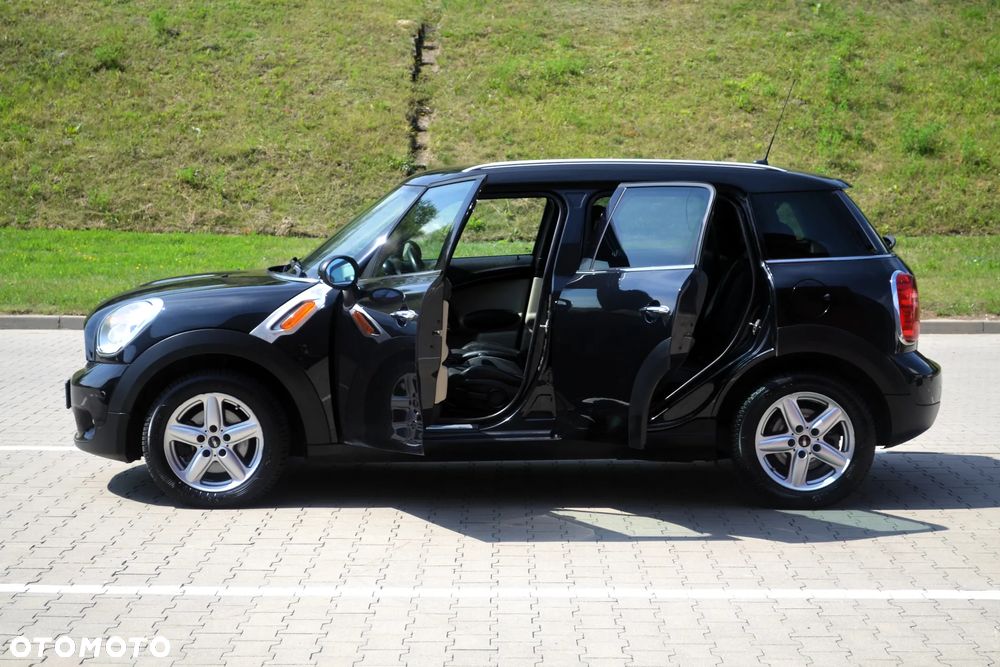 MINI Countryman Cooper D ALL4 - 25