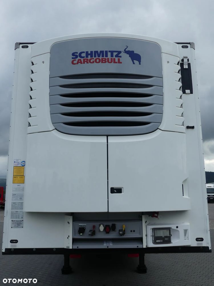 Schmitz Cargobull CHŁODNIA / OŚ PODNOSZONA / 3600 MTH / KWIATOWA / - 15