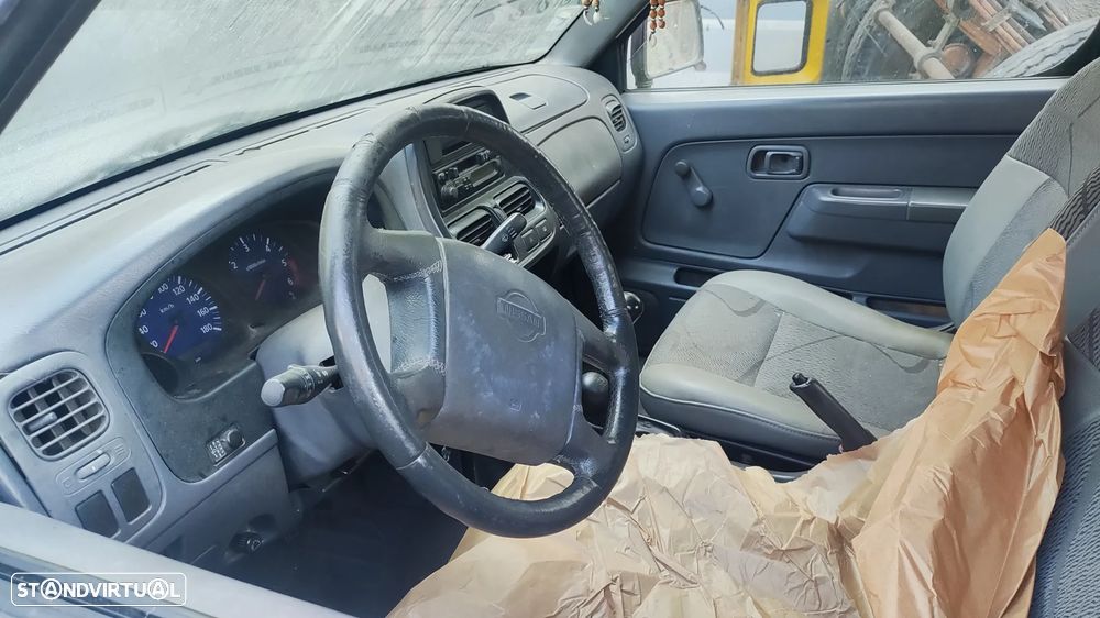 NISSAN NAVARA D22 - 2