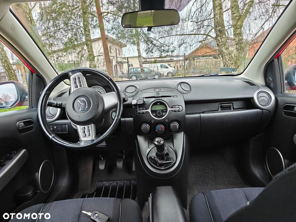 Mazda 2 1.5 Dynamic - 8