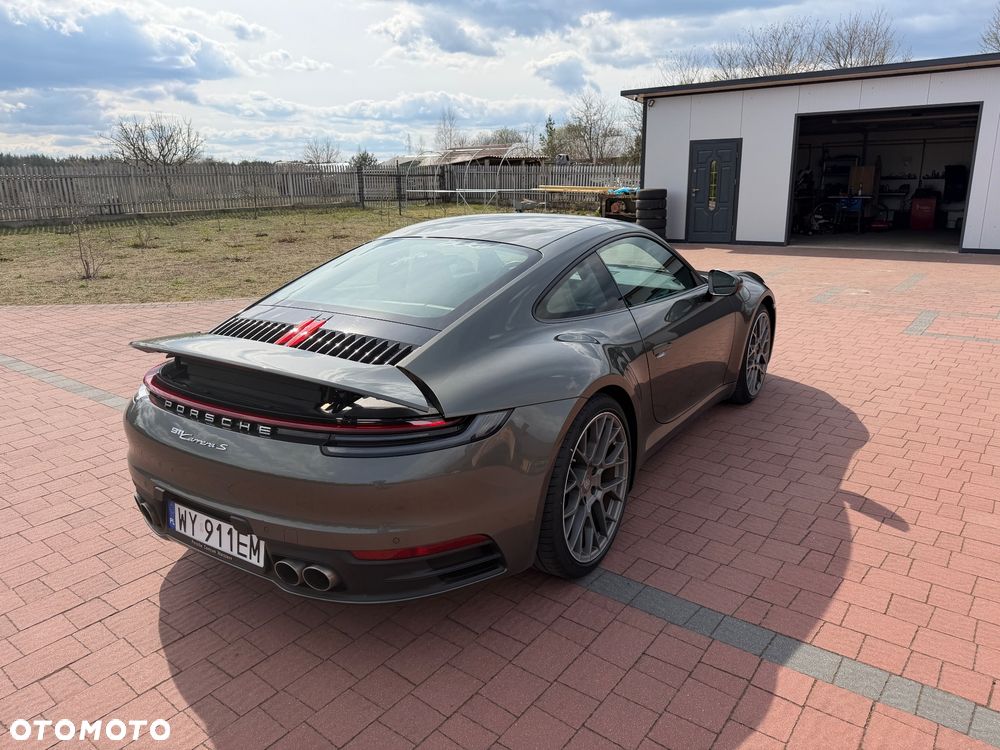 Porsche 911 - 9
