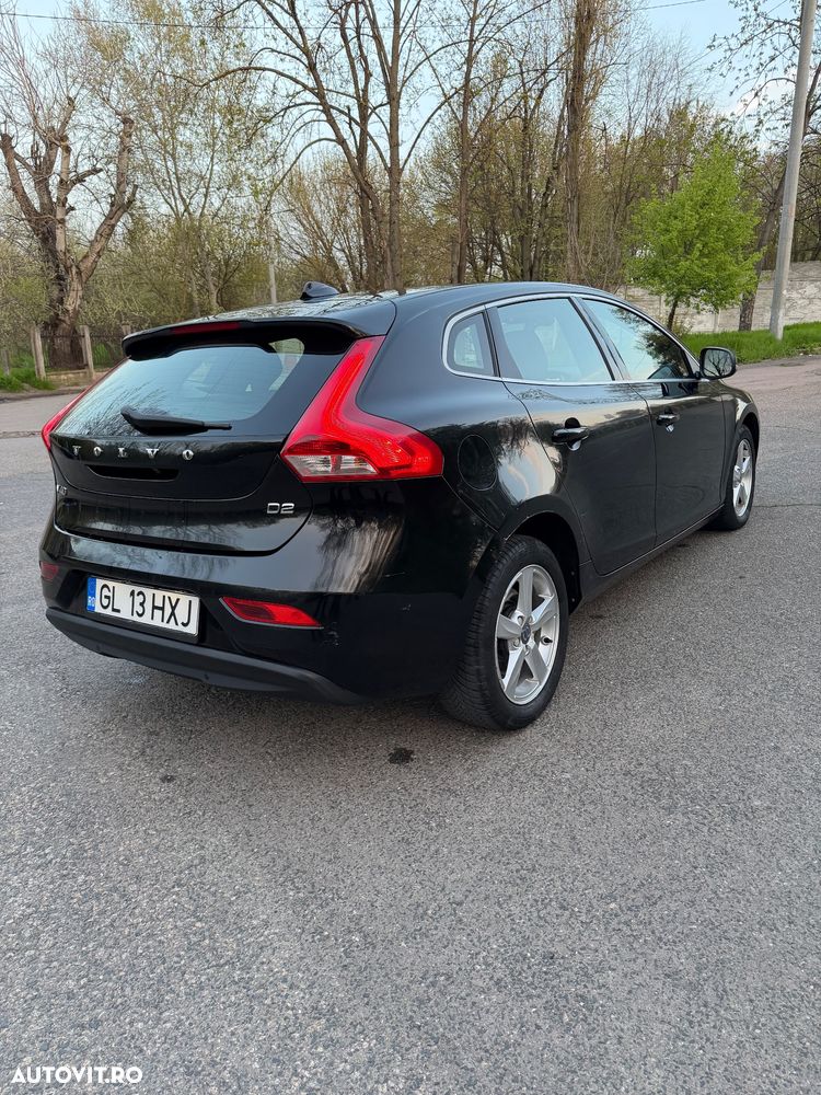 Volvo V40 D2 Aut. Momentum - 8