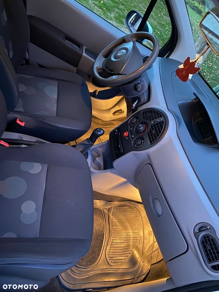 Renault Modus - 12