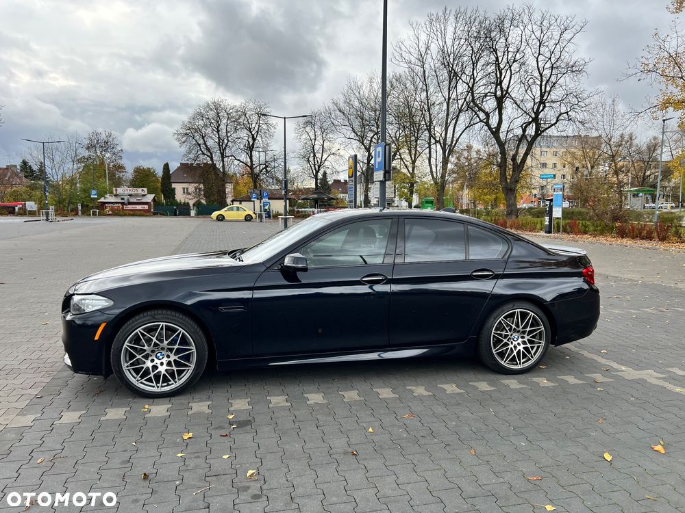 BMW Seria 5 535i xDrive - 11