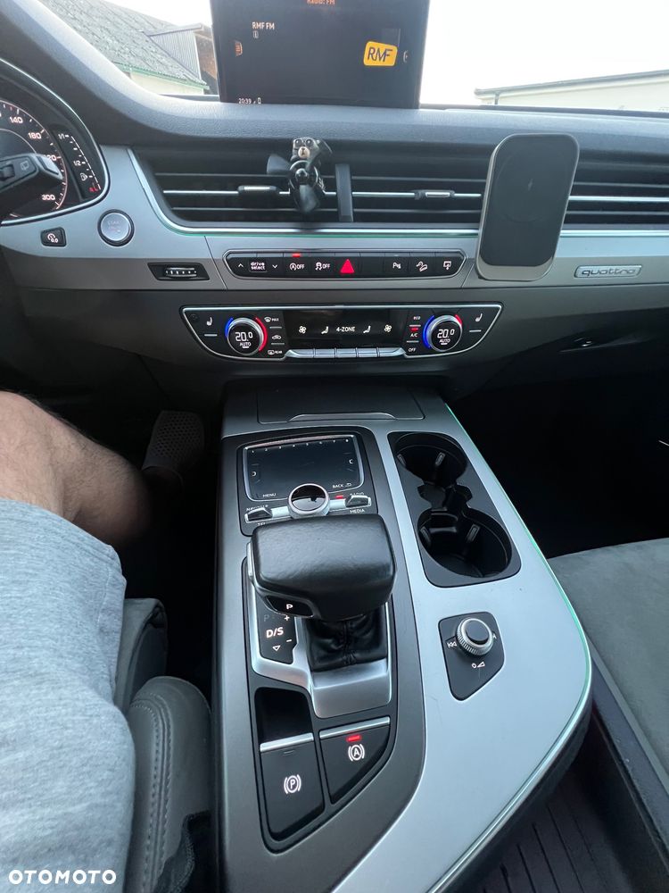 Audi Q7 3.0 TDI ultra Quattro Tiptronic - 15