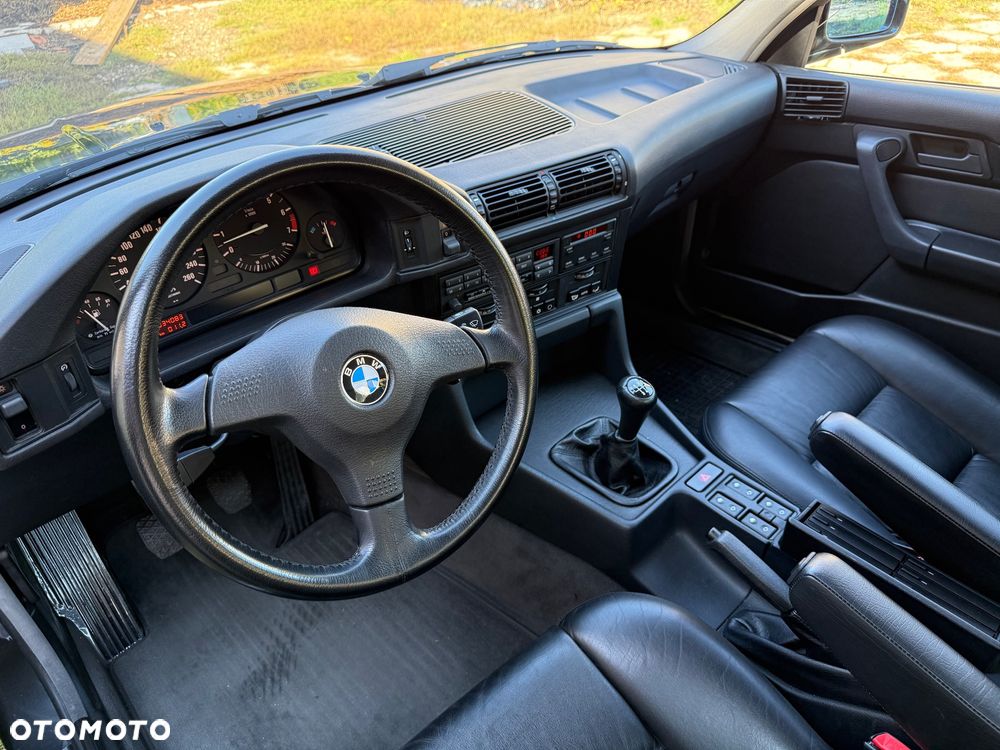 BMW Seria 5 - 12