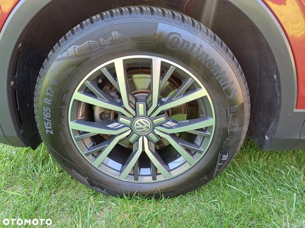 Volkswagen Tiguan - 23