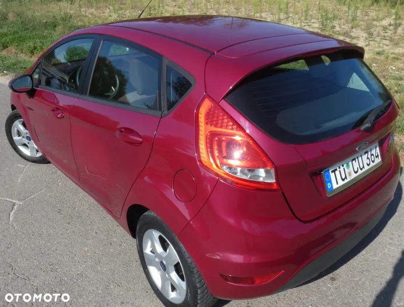 Ford Fiesta - 22