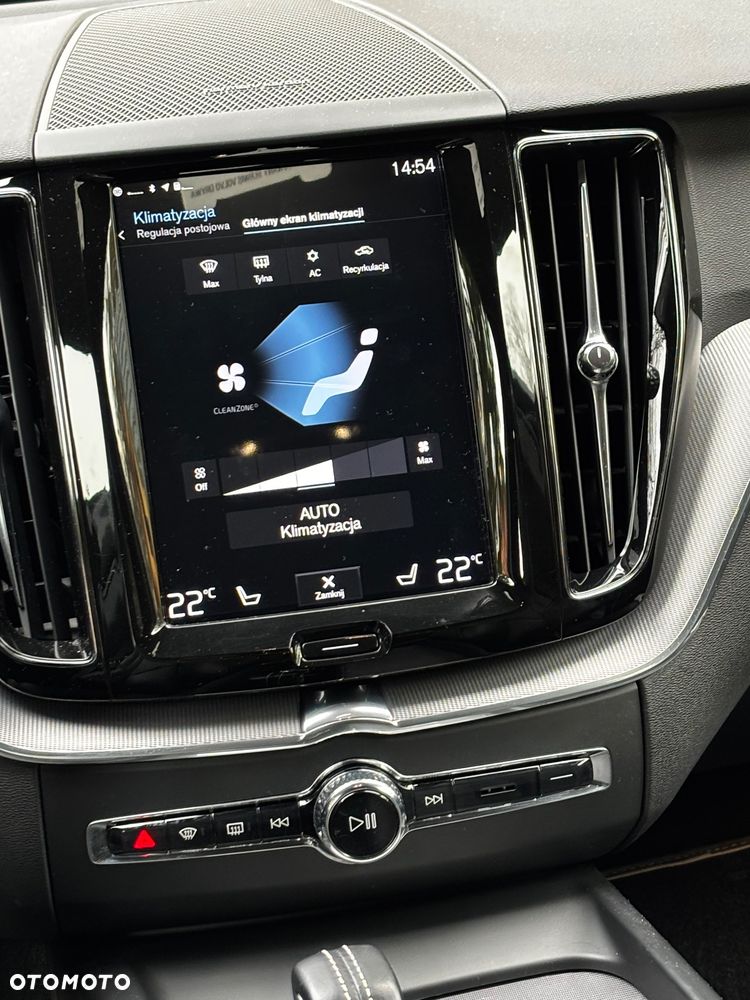 Volvo XC 60 D4 AWD R-Design - 38