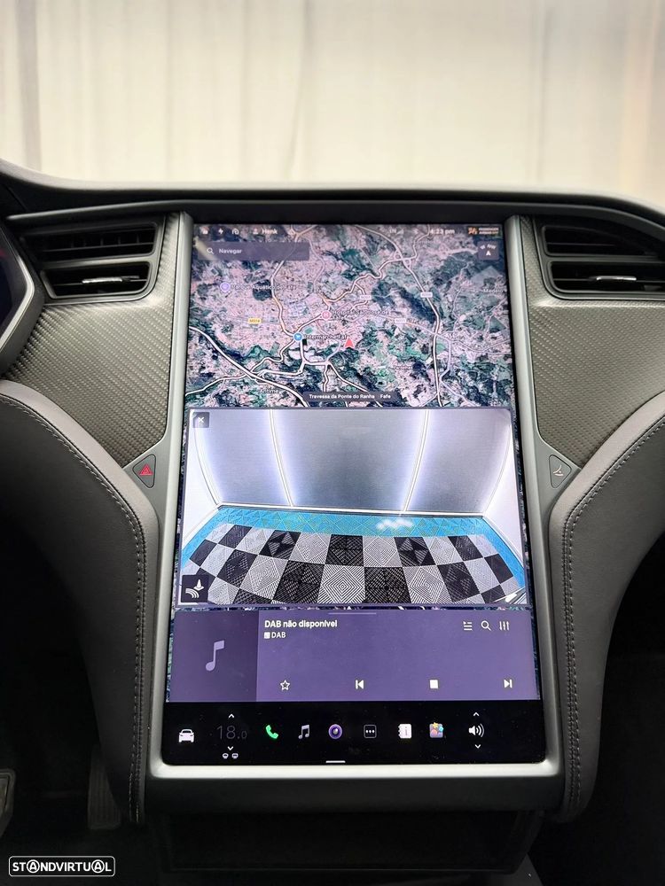 Tesla Model X 100D - 13