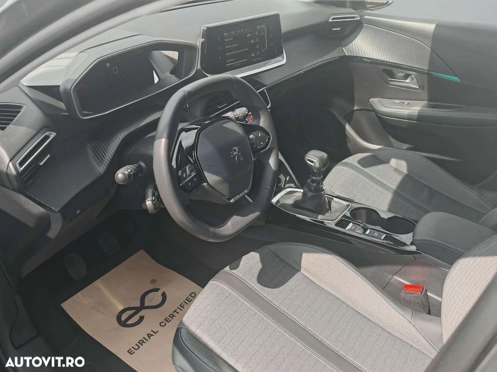 Peugeot 208 1.2 L PureTech STT Allure Pack - 8