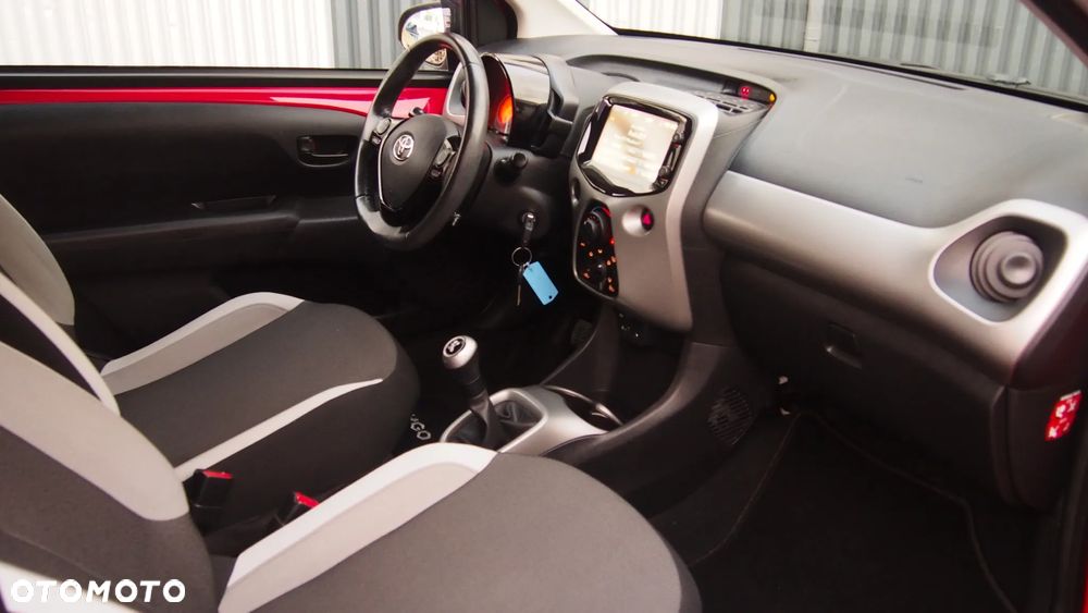 Toyota Aygo 1.0 VVT-i Sprint EU6 - 6
