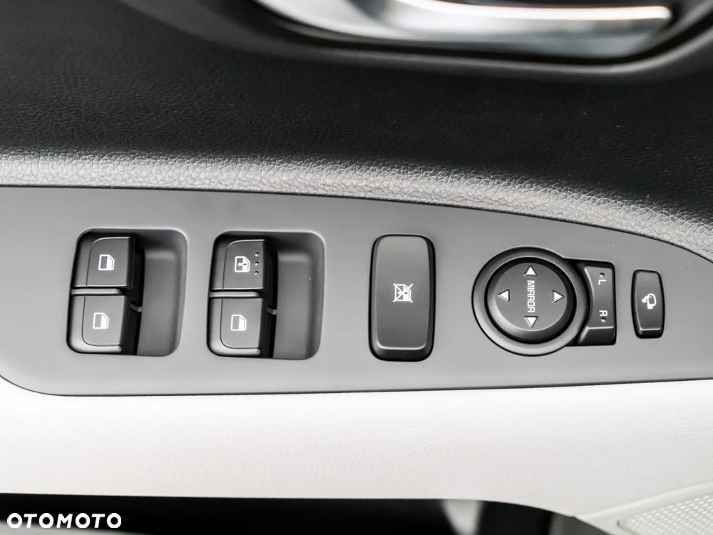 Kia Stonic 1.2 L - 19