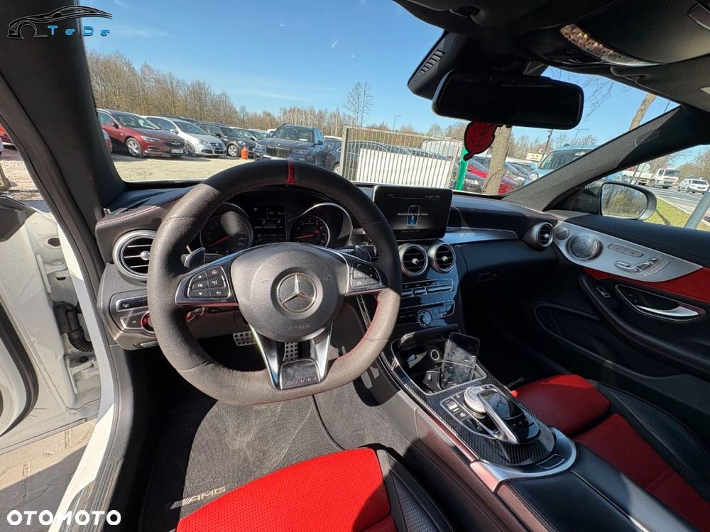 Mercedes-Benz Klasa C AMG 63 S AMG Speedshift 7G-MCT Edition 1 - 21
