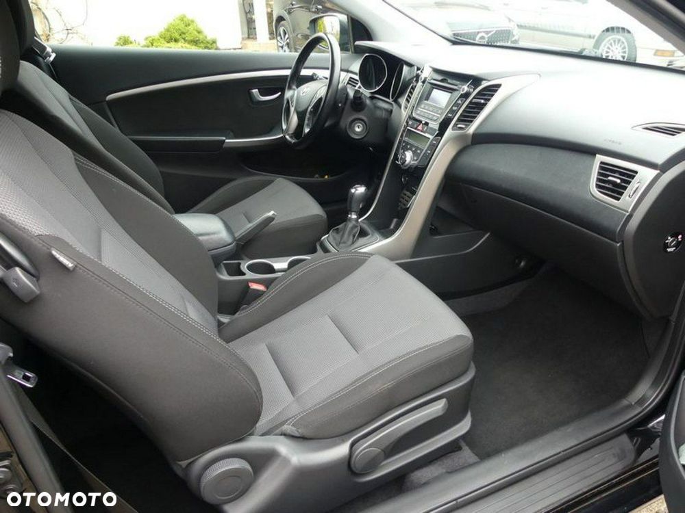 Hyundai i30 1.6 CRDi Premium - 10