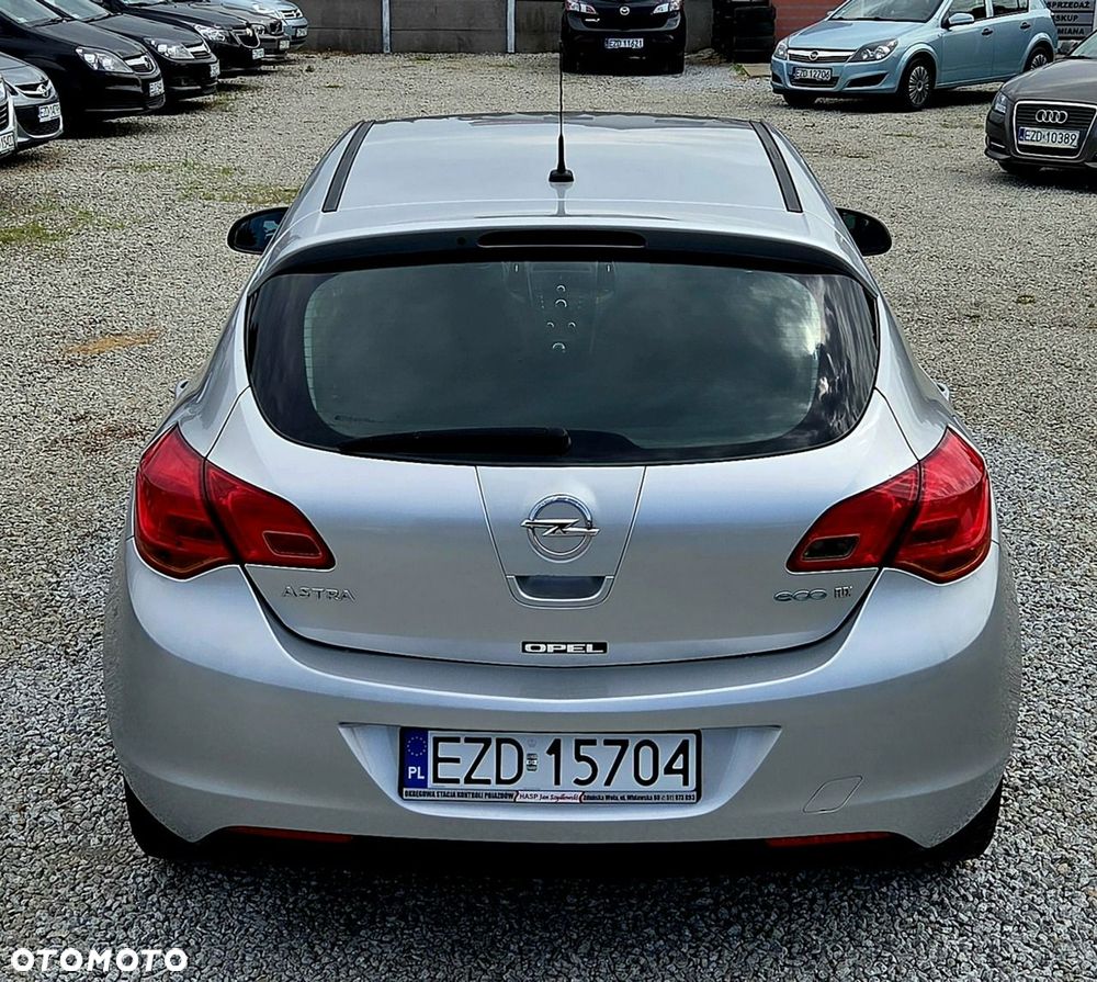 Opel Astra - 28