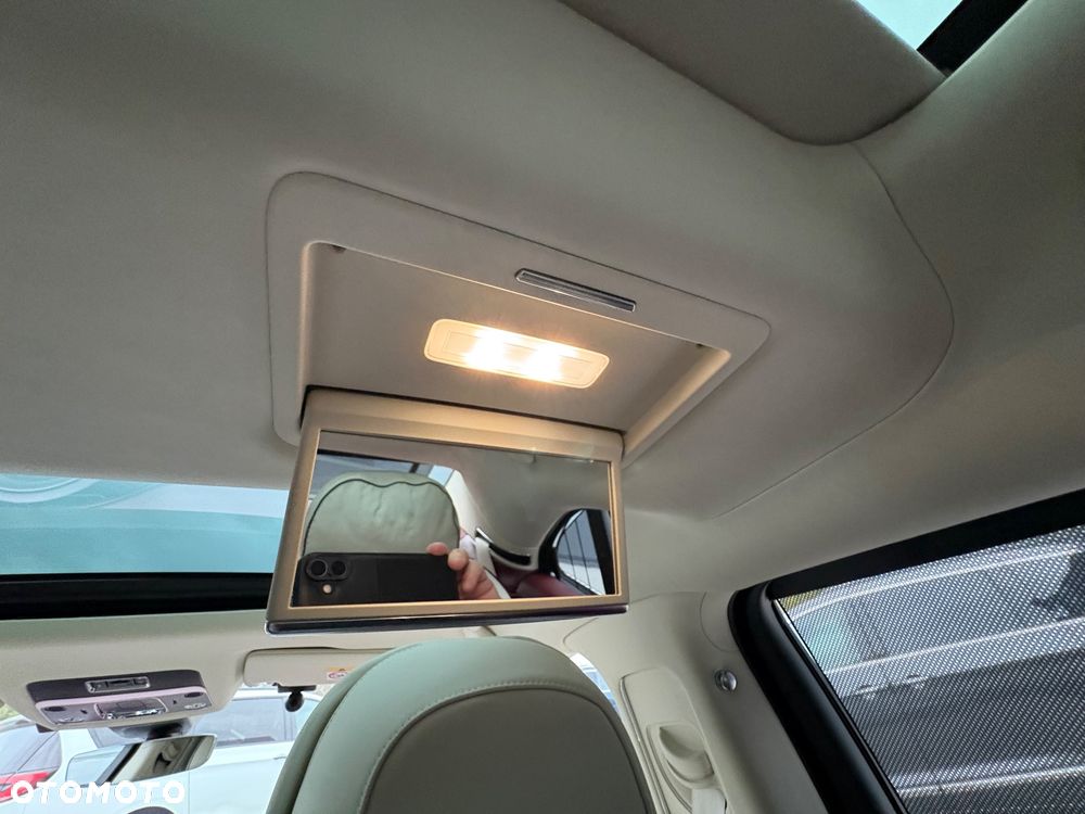 Bentley Flying Spur - 29