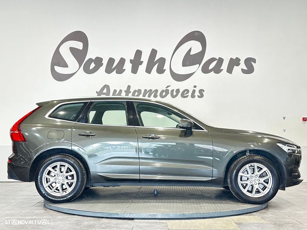 Volvo XC 60 2.0 D4 Momentum AWD Geartronic - 2