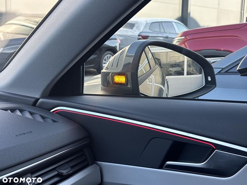Audi A4 Allroad - 32