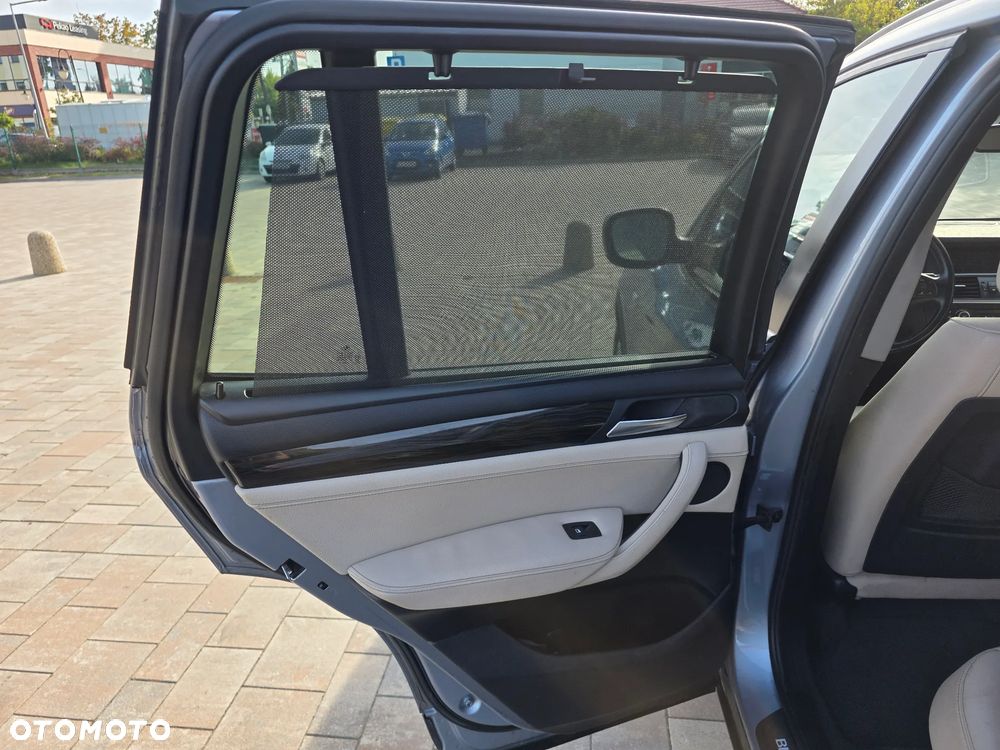 BMW X3 sDrive20i Advantage - 9