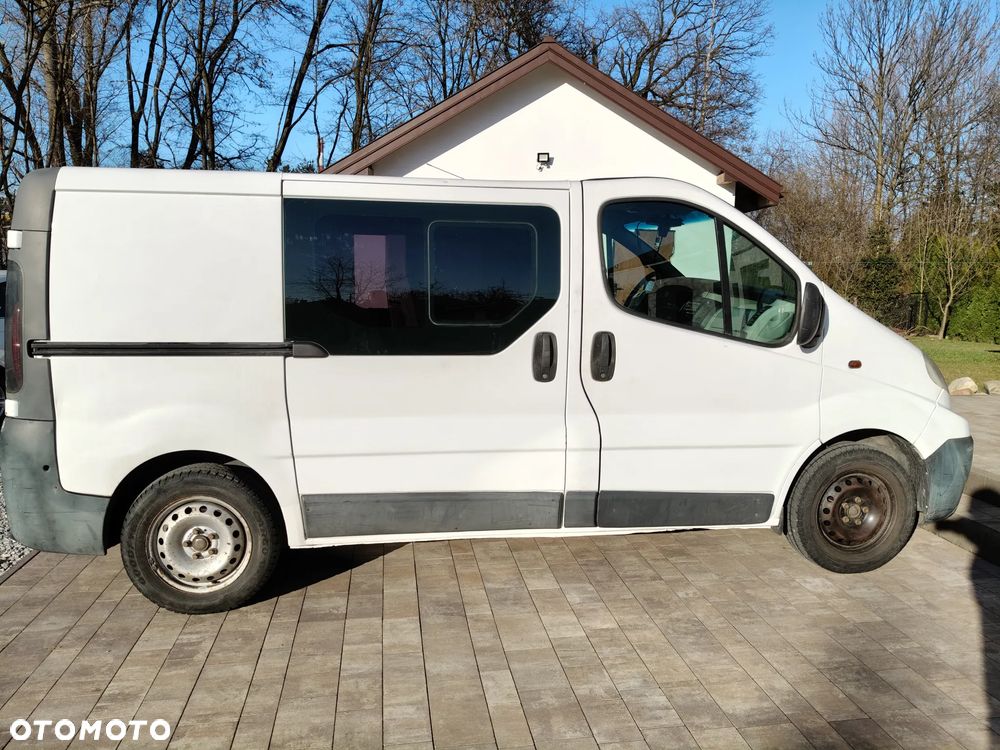 Renault Trafic - 1