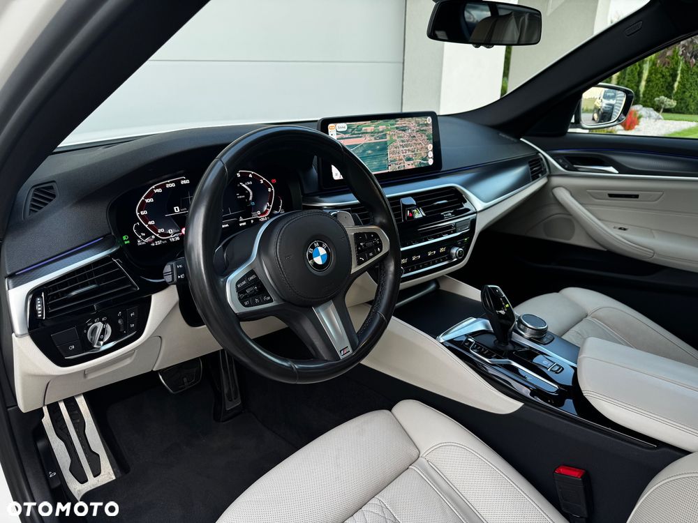 BMW Seria 5 520d xDrive MHEV M Sport sport - 19