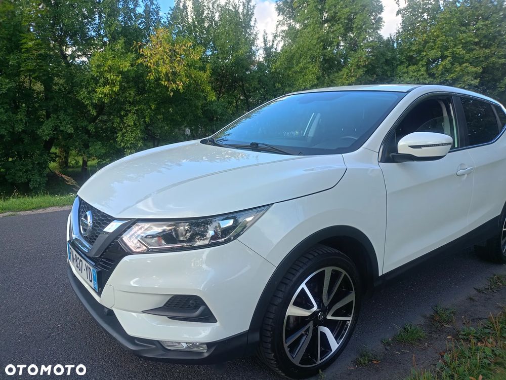 Nissan Qashqai 1.3 DIG-T Tekna - 1