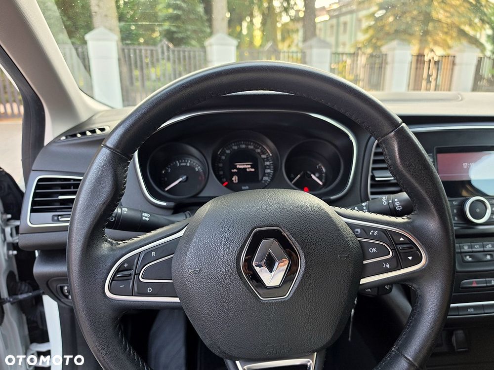 Renault Megane ENERGY TCe 115 LIMITED - 32