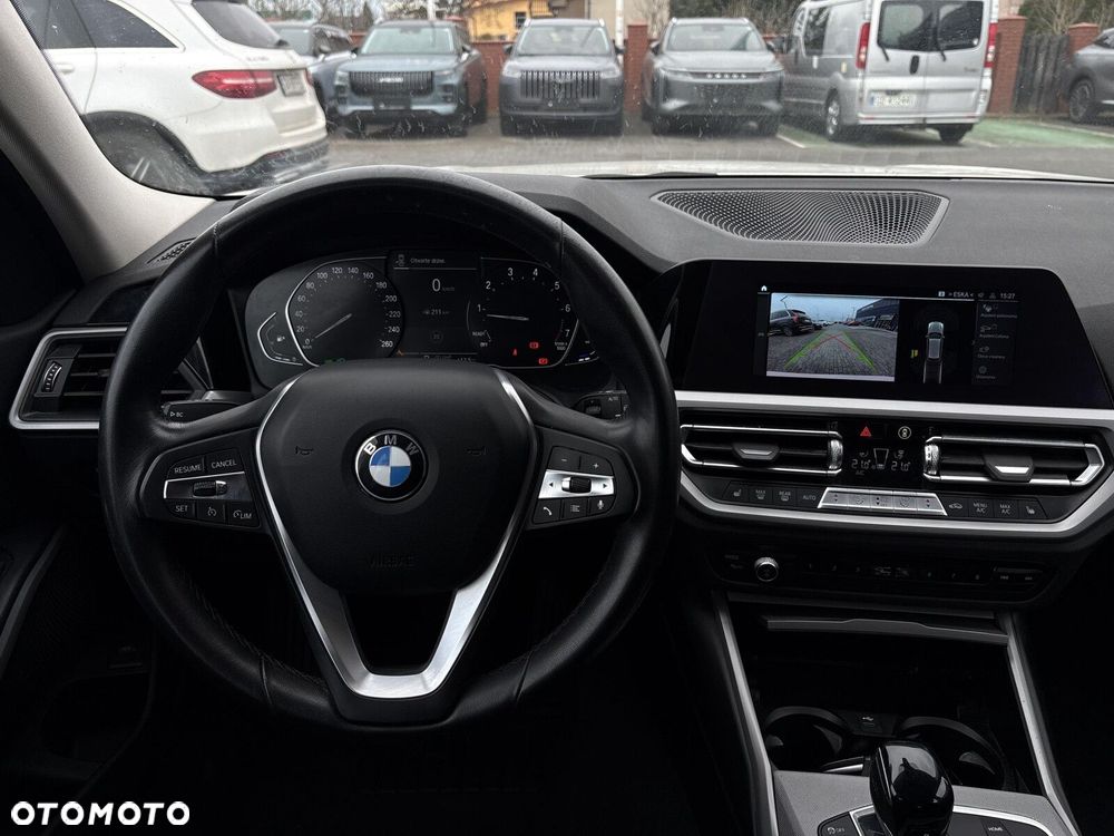 BMW Seria 3 318i Advantage - 20