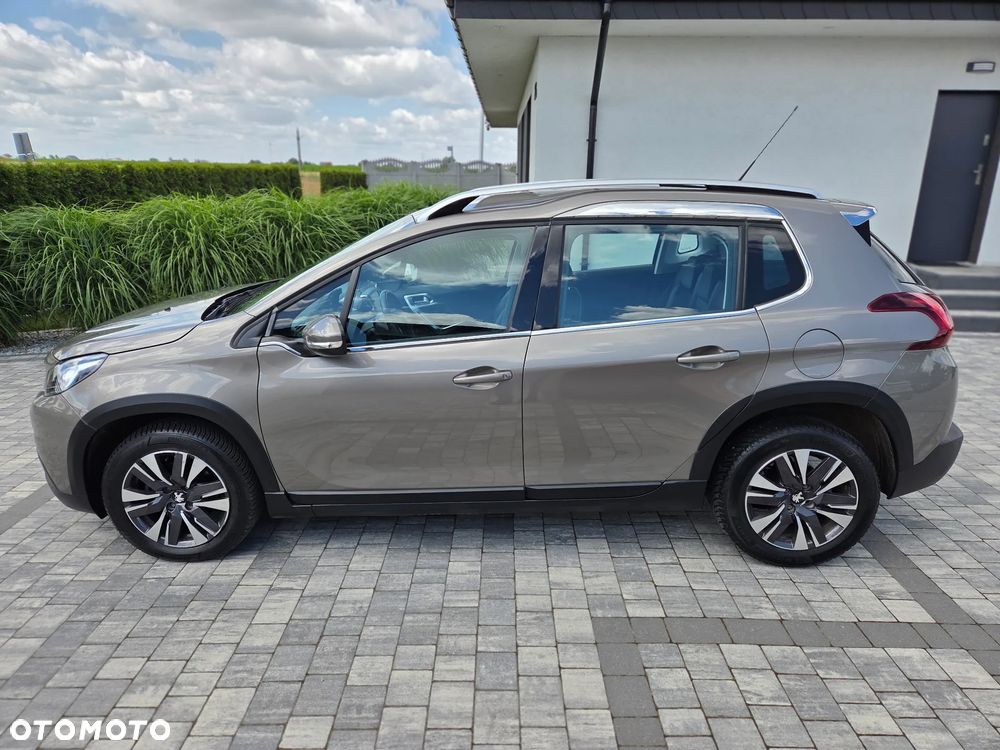 Peugeot 2008 PureTech 110 Stop&Start EAT6 Allure - 3