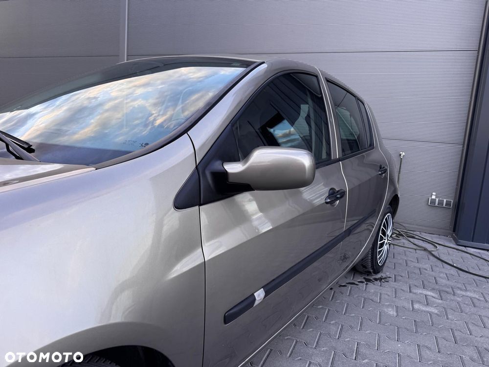 Renault Clio - 3