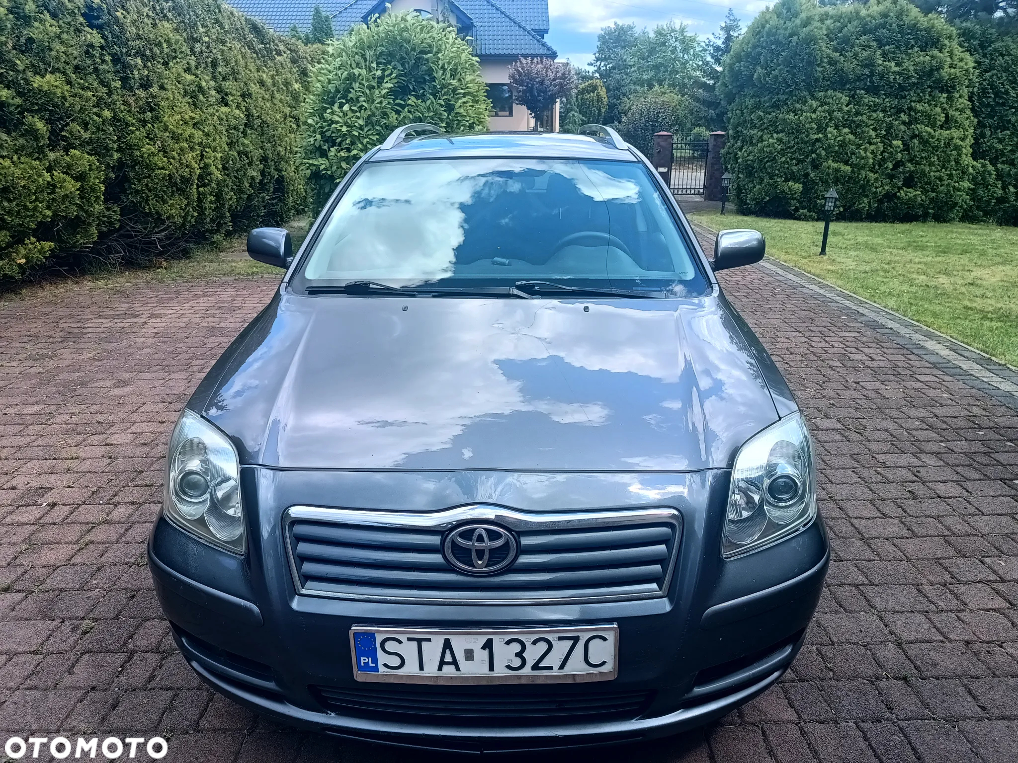 Toyota Avensis - 20