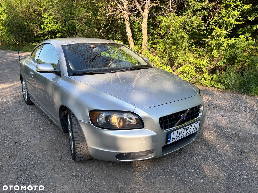 Volvo C70 2.4i Momentum - 28