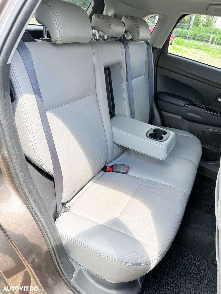 Peugeot 4008 1.8 HDI FAP STT Allure - 16
