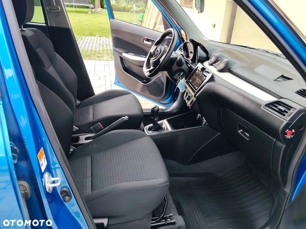 Suzuki Swift 1.2 Dualjet Hybrid Allgrip Comfort - 6