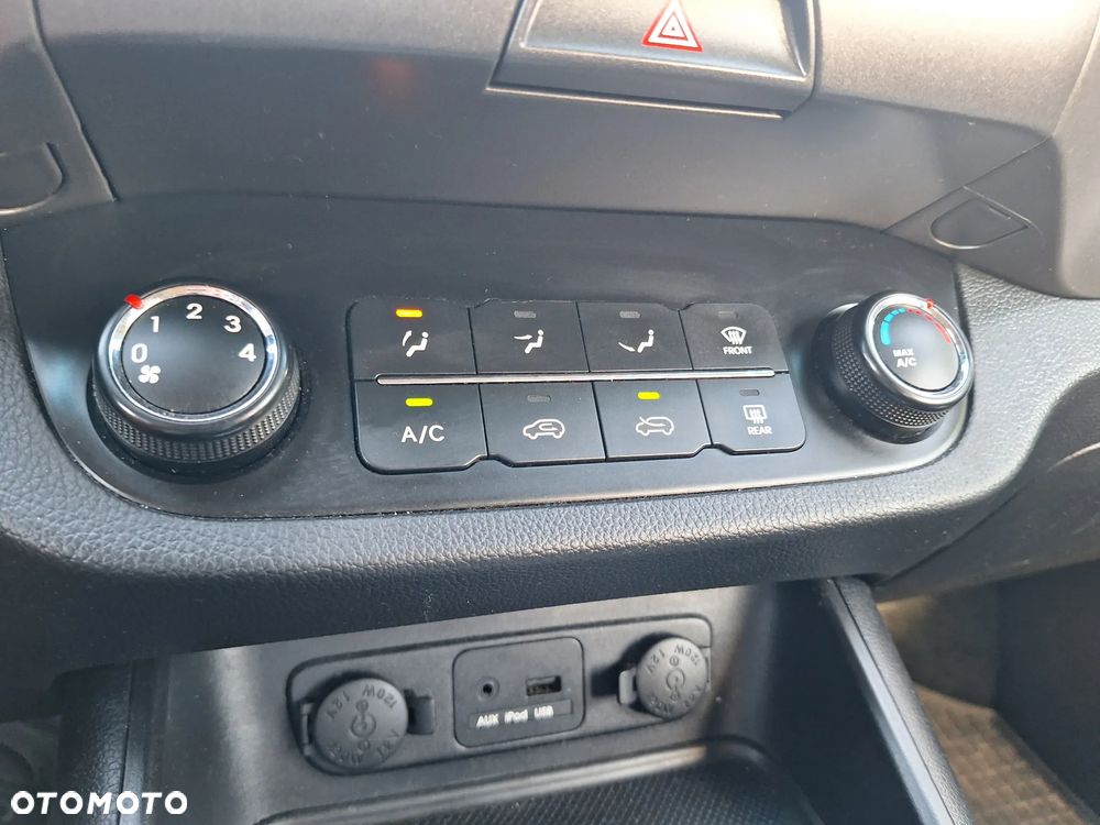 Kia Sportage 1.6 GDI L 2WD - 29