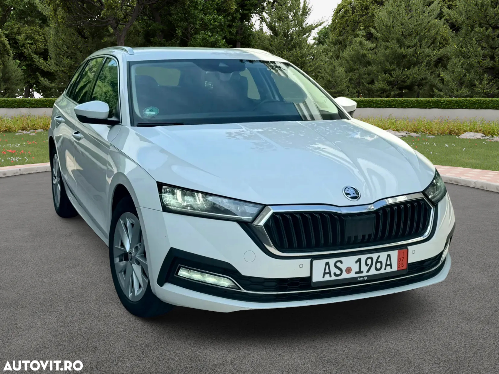 Skoda Octavia 2.0 TDI DSG Style - 26