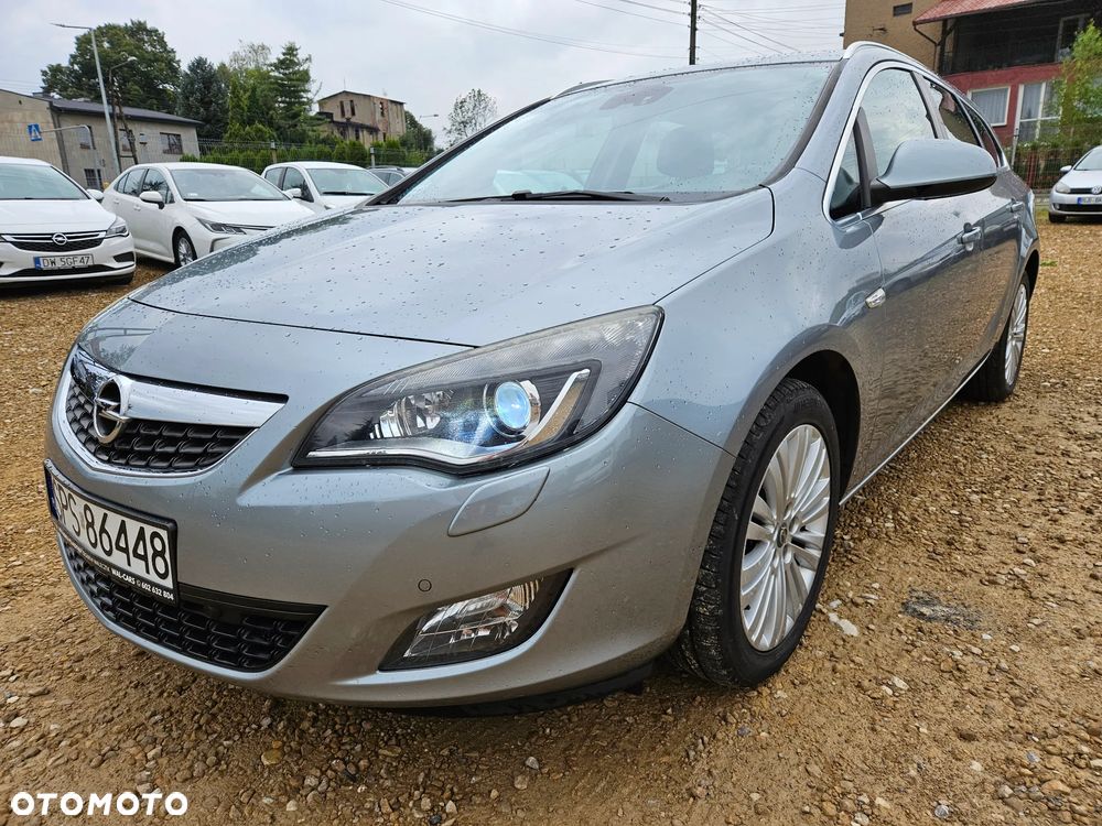 Opel Astra 1.4 Turbo Cosmo - 3