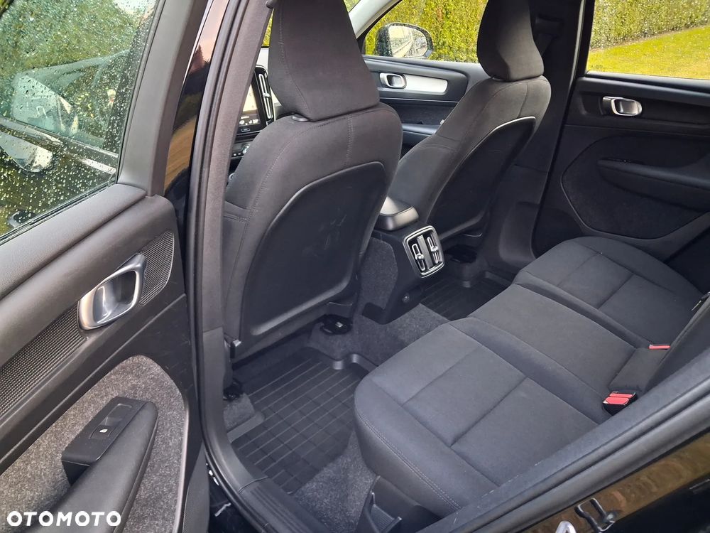 Volvo XC 40 - 9