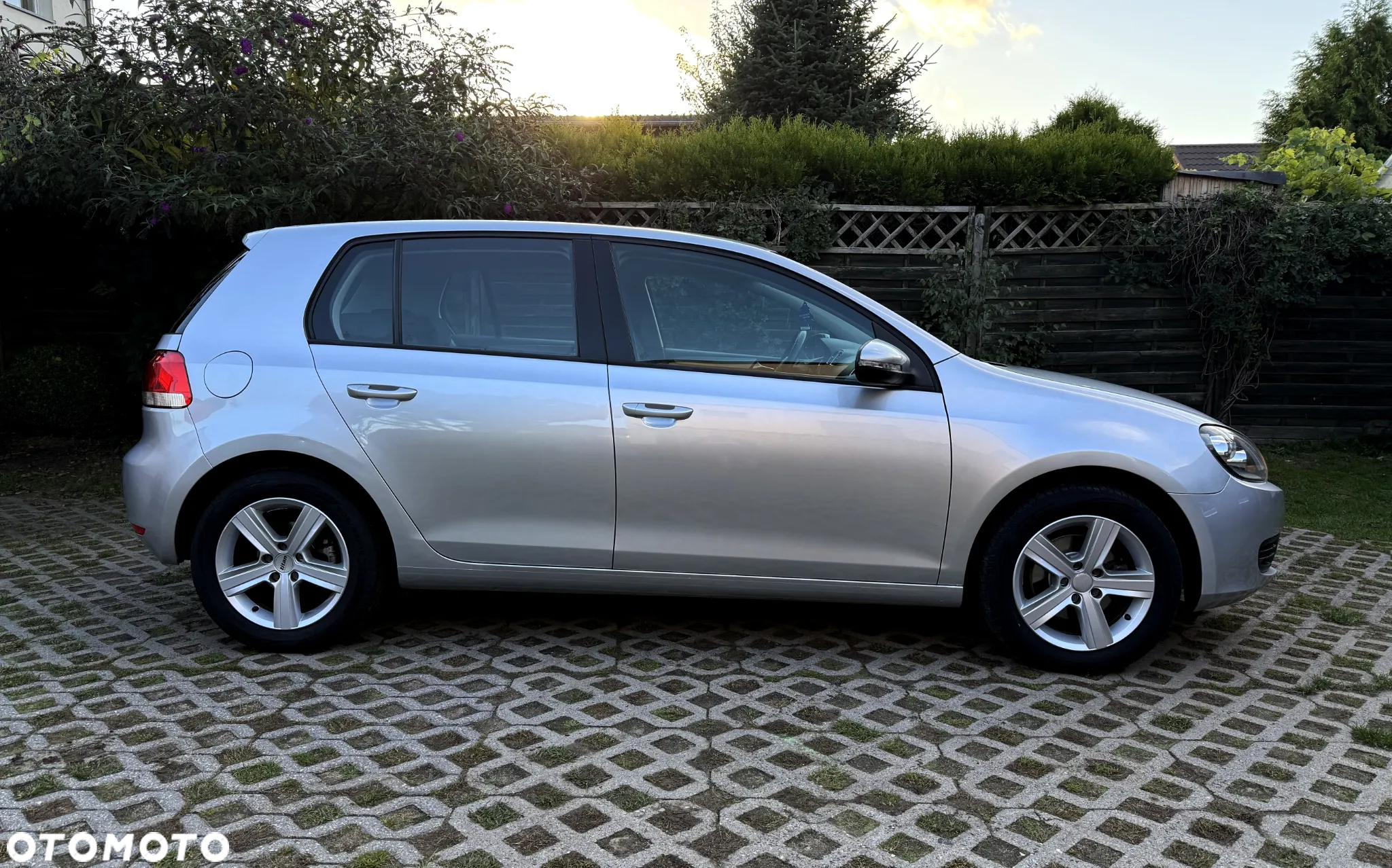 Volkswagen Golf V 1.4 Comfortline - 4