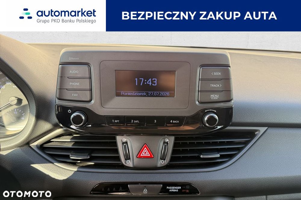 Hyundai i30 1.5 DPI Classic + - 20