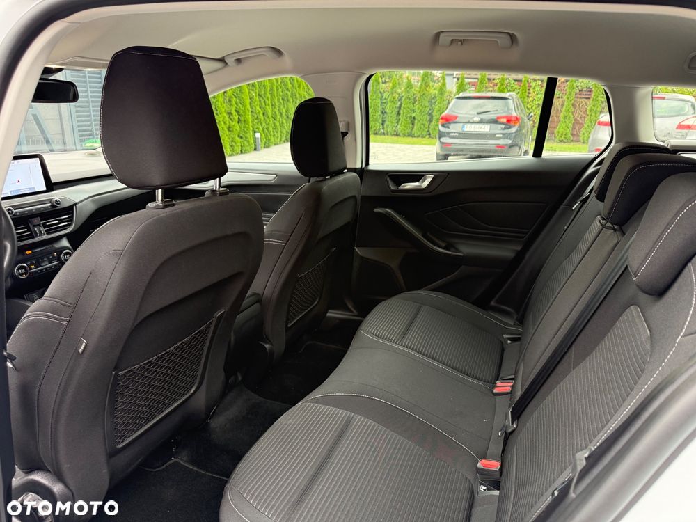 Ford Focus 1.5 EcoBlue STart-Stopp-System TITANIUM - 16