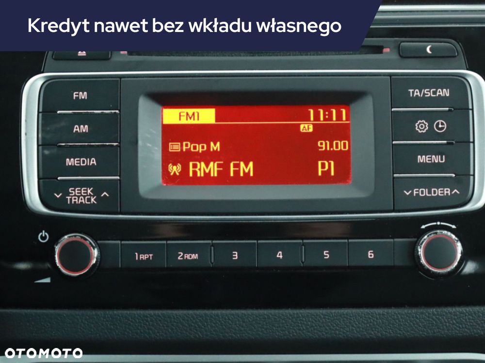 Kia Rio - 11