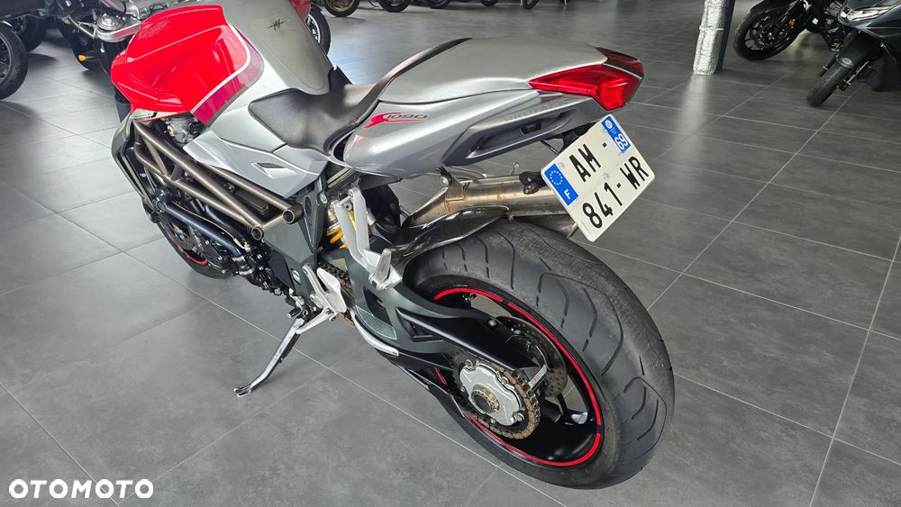 MV AGUSTA Brutale - 25