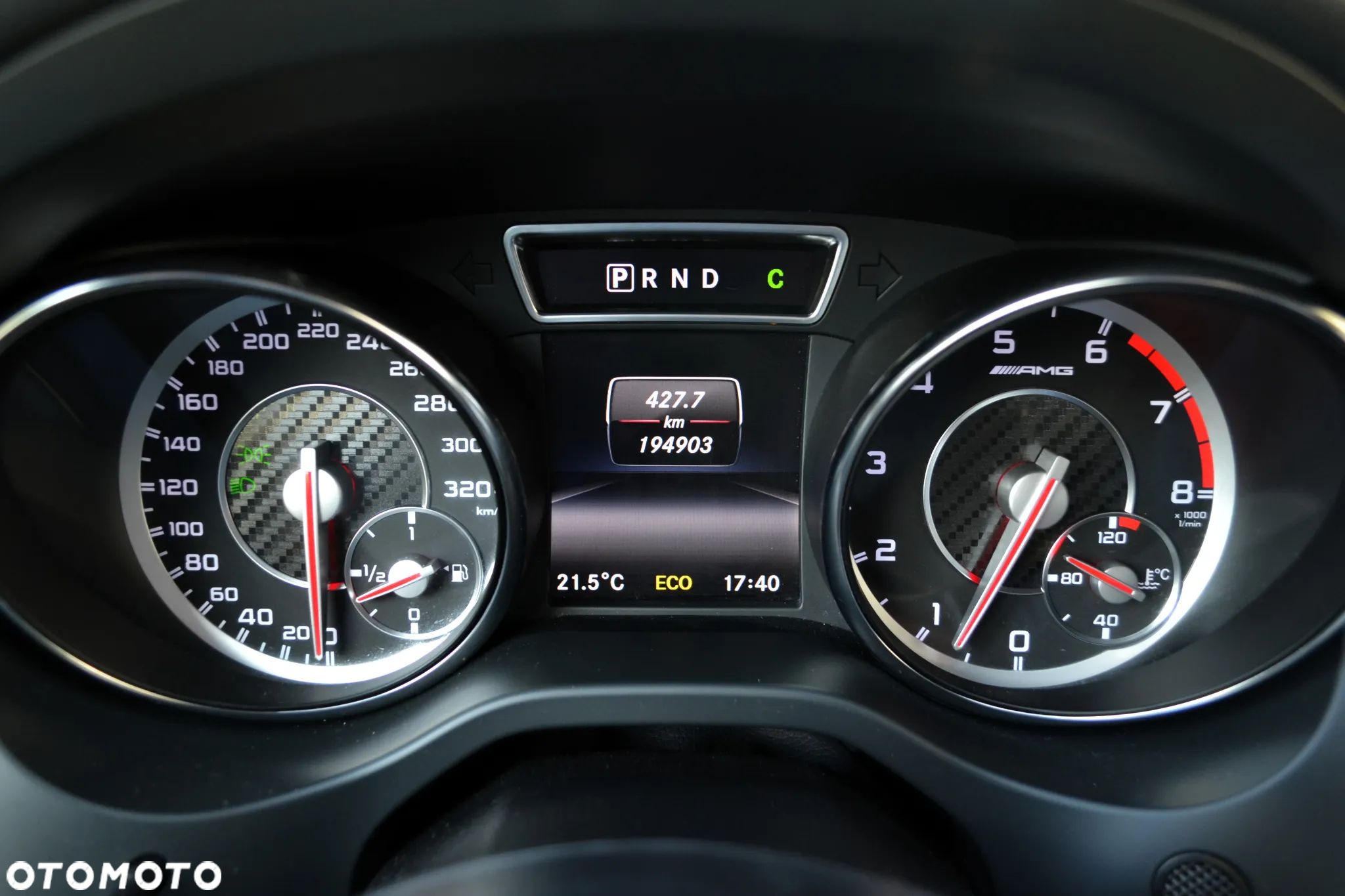 Mercedes-Benz CLA 45 AMG 4-Matic - 40