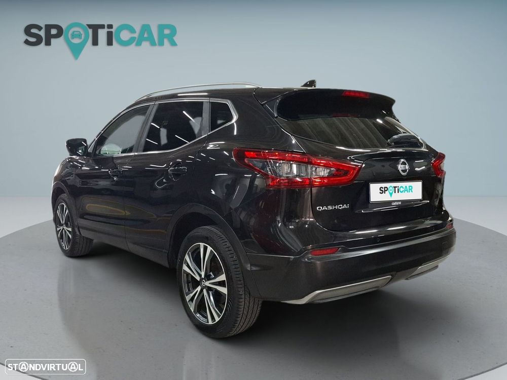 Nissan Qashqai 1.2 DIG-T N-Connecta 18 - 6
