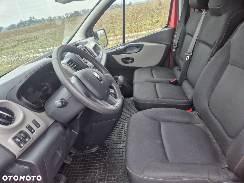 Renault Trafic - 11